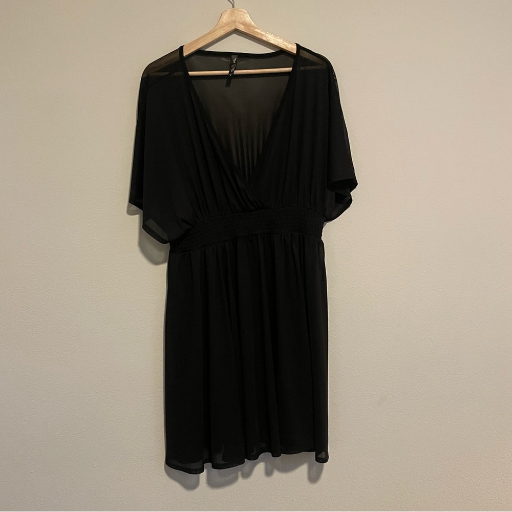 Torrid Black Sheer Cover-Up Dress, Size 1x - Picture 2 of 5